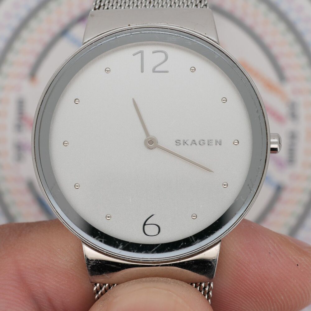 Skagen Freja SKW2380 Silver Mesh Women's Quartz Watch – 34mm – New Battery - Picture 2 of 8